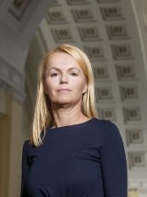 Prof. Dr. Fenyves Veronika